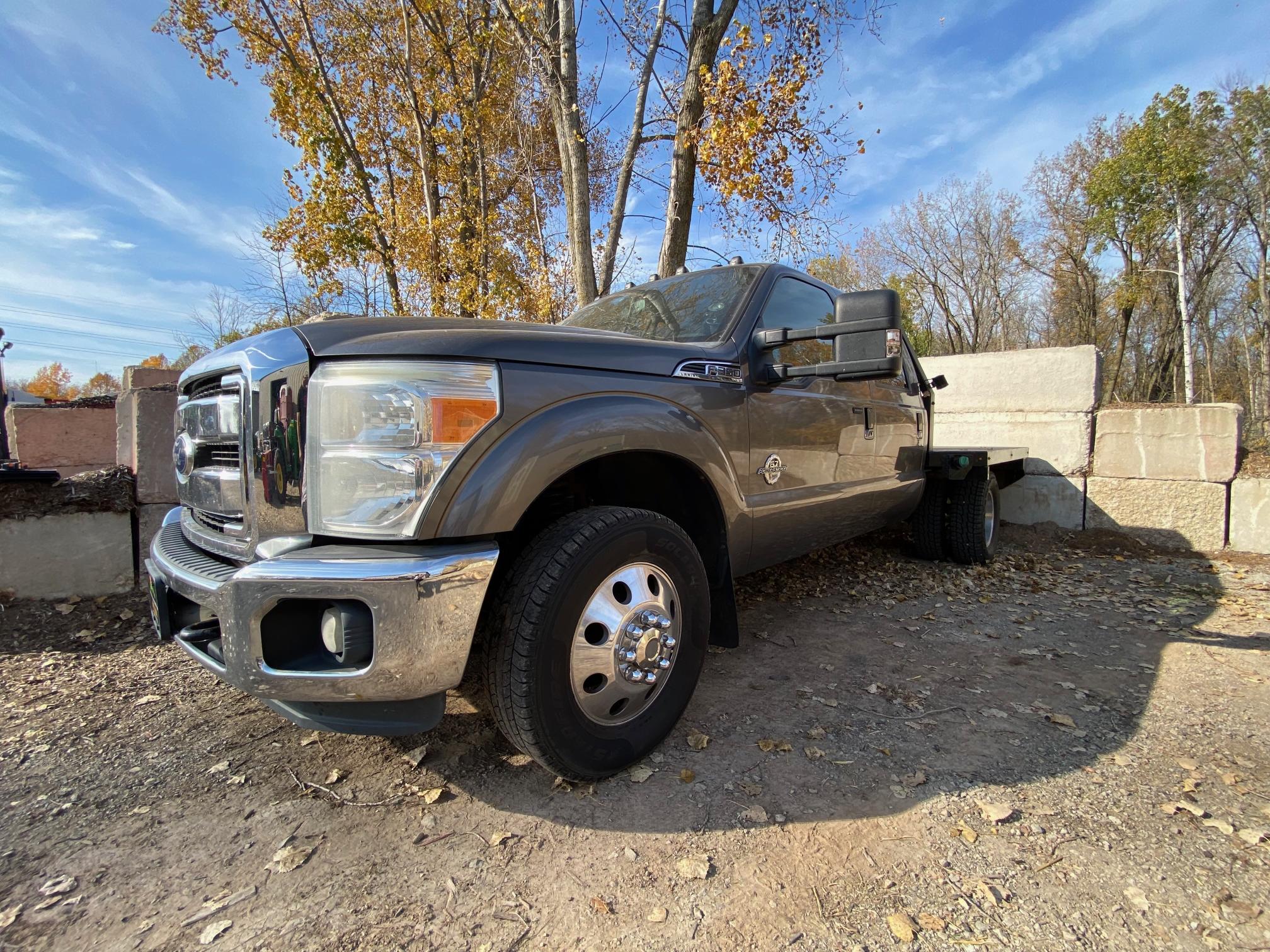 2011 FORD F350
